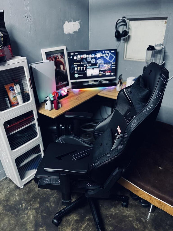 TTRacing Swift X 2020 Gaming Chair - Black Panther Edition